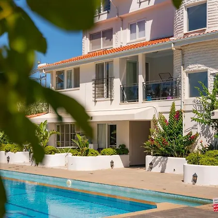 Apartamento Stunning In With Seaview And Pool Oludeniz