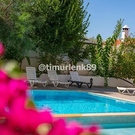 Stunning In With Seaview And Pool Апартаменты *