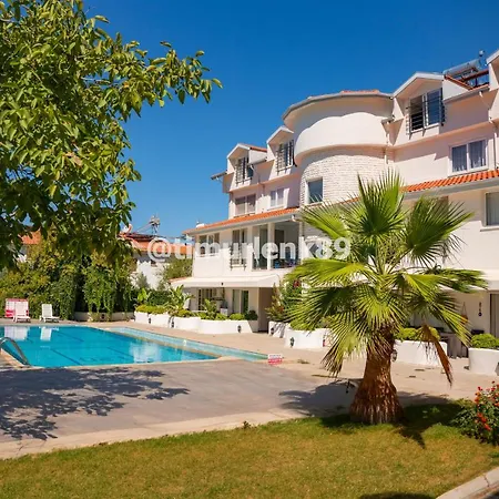 Stunning In With Seaview And Pool Апартаменты *
