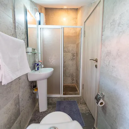 Stunning In With Seaview And Pool