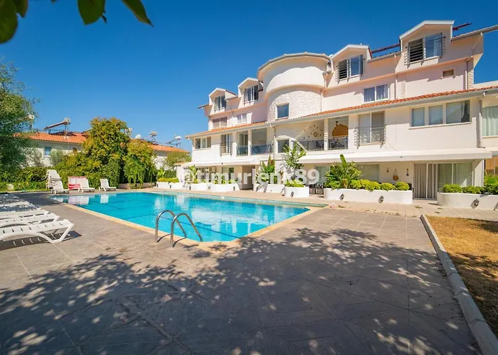 Stunning In With Seaview And Pool *