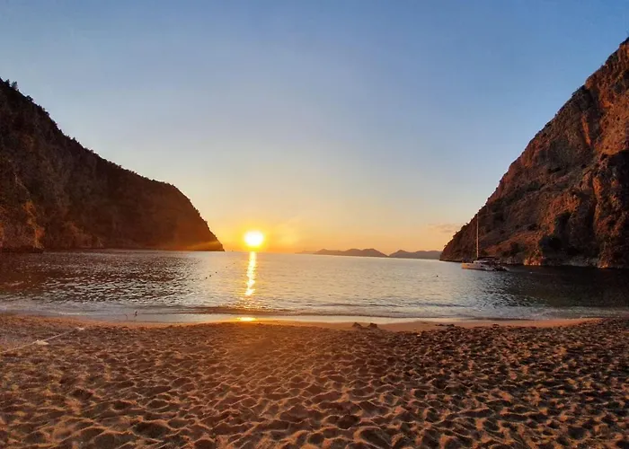 Stunning In With Seaview And Pool 公寓 *