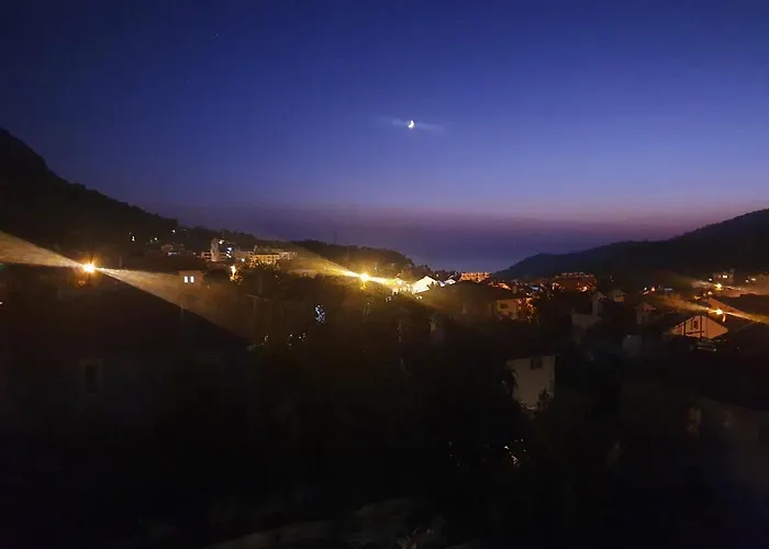 Stunning In With Seaview And Pool 公寓 *