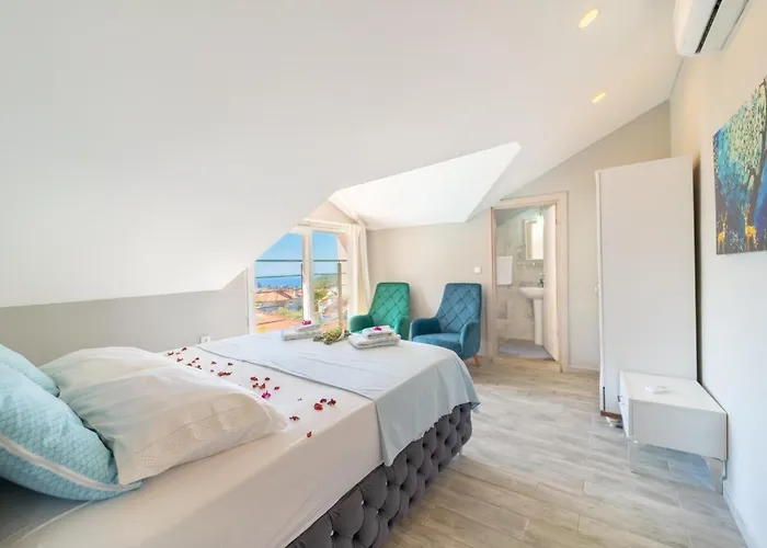 Stunning In With Seaview And Pool 公寓 *